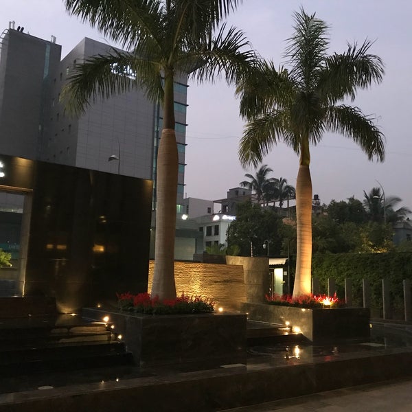 Foto tomada en JW Marriott Hotel Pune  por Sherry A. el 12/3/2017