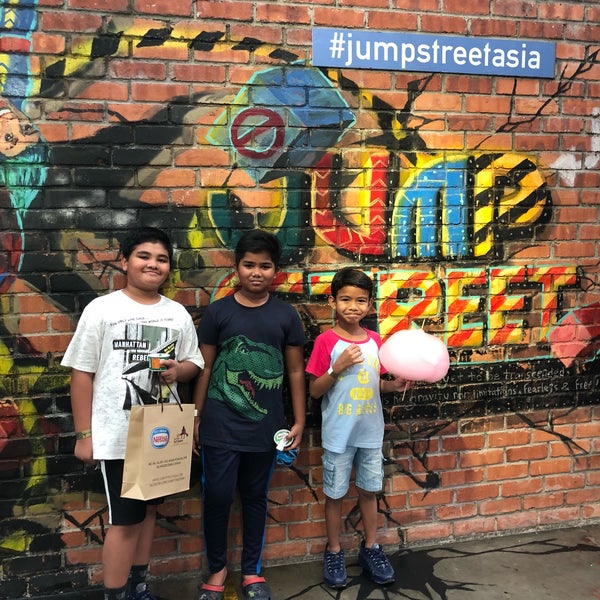 Foto tirada no(a) Jump Street por Shaidatul N. em 8/25/2018