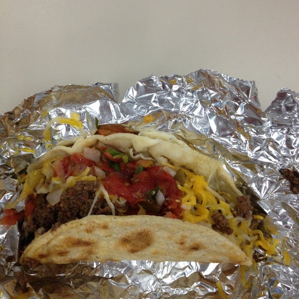 6/25/2013에 Steve P.님이 PGH Taco Truck에서 찍은 사진