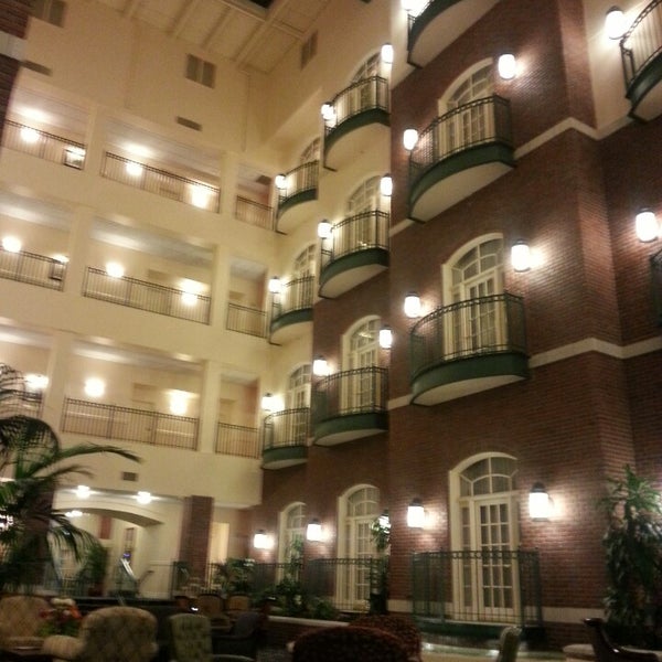 Foto diambil di Hotel at Old Town oleh Troy M. pada 3/22/2014
