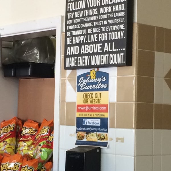 Johnny's Burritos 9 tips from 136 visitors