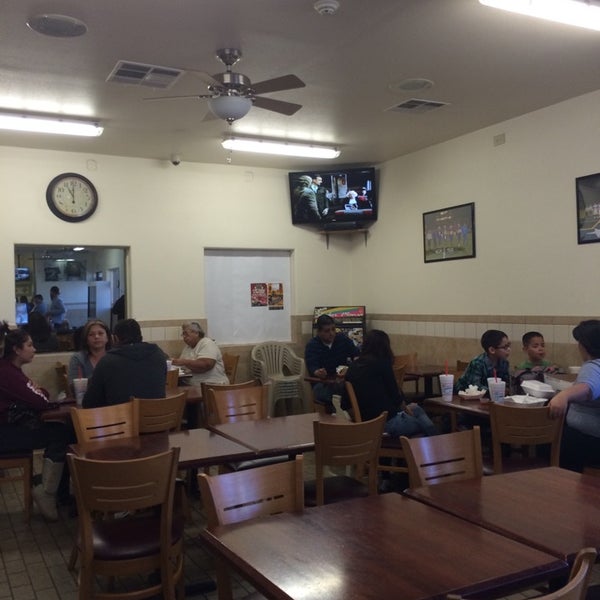 Johnny's Burritos 9 tips from 136 visitors