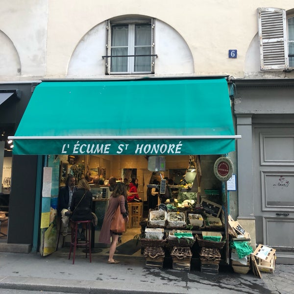 Photo taken at L&#39;Écume Saint-Honoré by Jenn K. on 9/28/2019