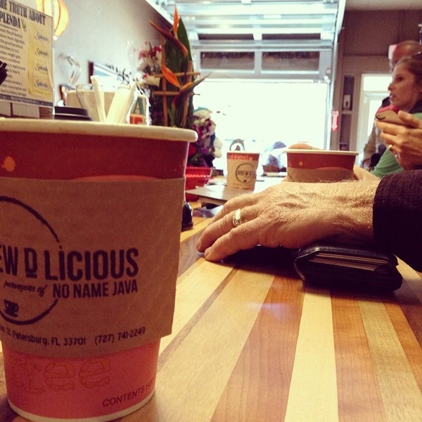 Photo taken at Brew D Licious by Art I. on 2/14/2014