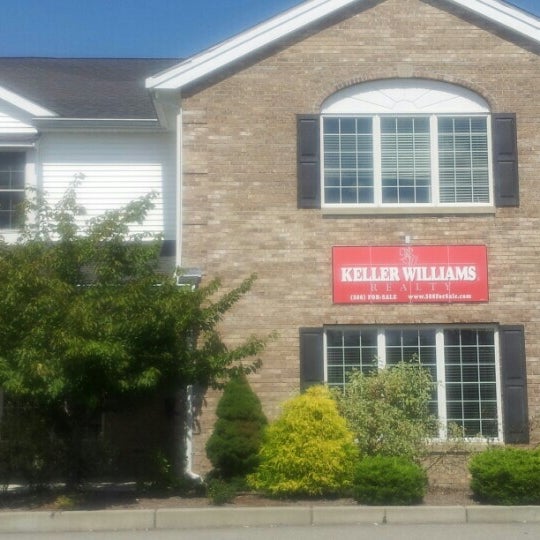 Keller Williams Realty Real Estate Agency in Plainville