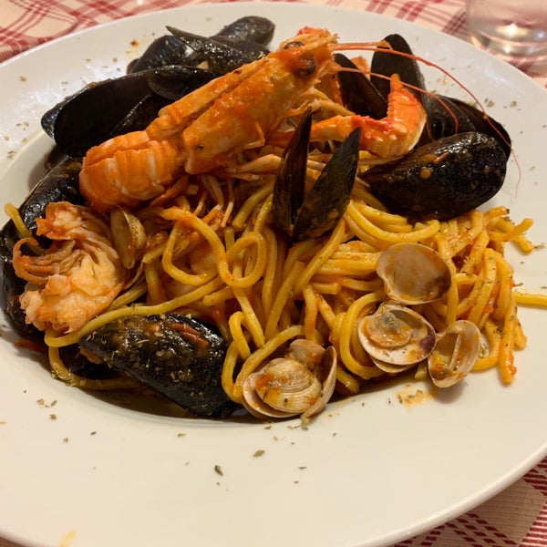 Амаретто ликер. Самбука ди аморе. Di mare чебоксары. Армата ди маре логотип. Армата ди маре логотип.