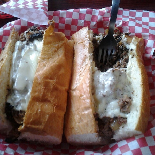 Crossroads Pizza & Subs Pizzeria in Fitzwilliam