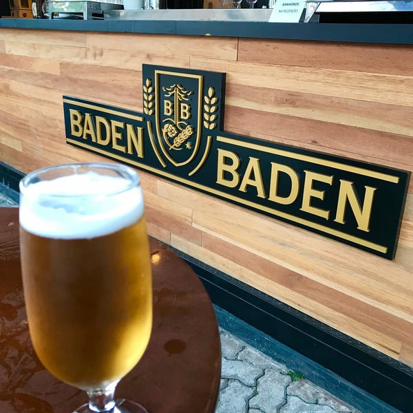 รูปภาพถ่ายที่ Cervejaria Baden Baden โดย Suelen B. เมื่อ 9/7/2018