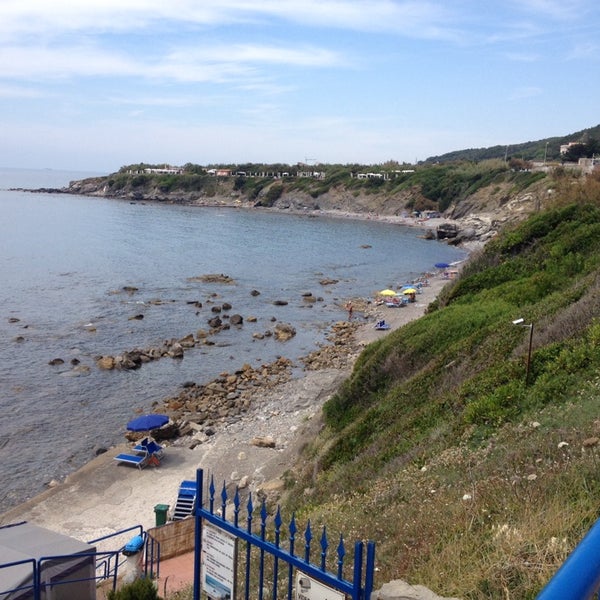 6/6/2014 tarihinde Giulia C.ziyaretçi tarafından Camping Villaggio Miramare Livorno'de çekilen fotoğraf