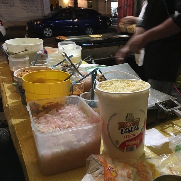 Antojitos “Las Güeras” Food Stand