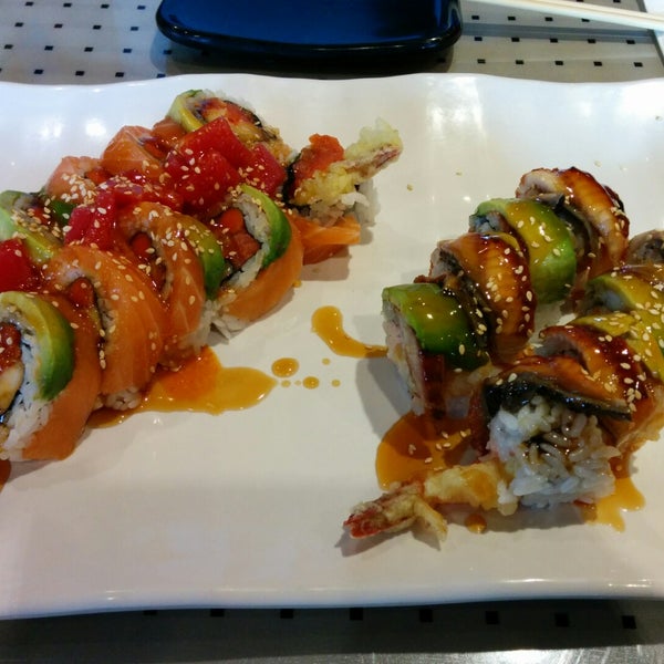 Снимок сделан в Sushi 88 &amp; Ramen пользователем Abby 12/1/2014