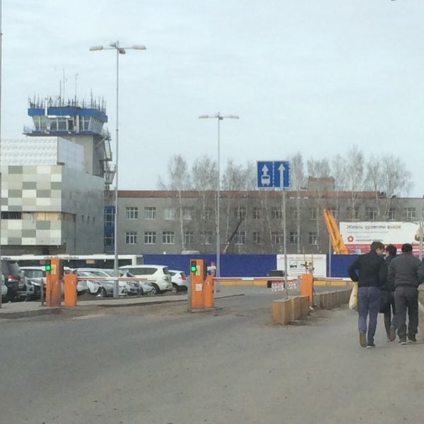 Парковка в аэропорту уфа