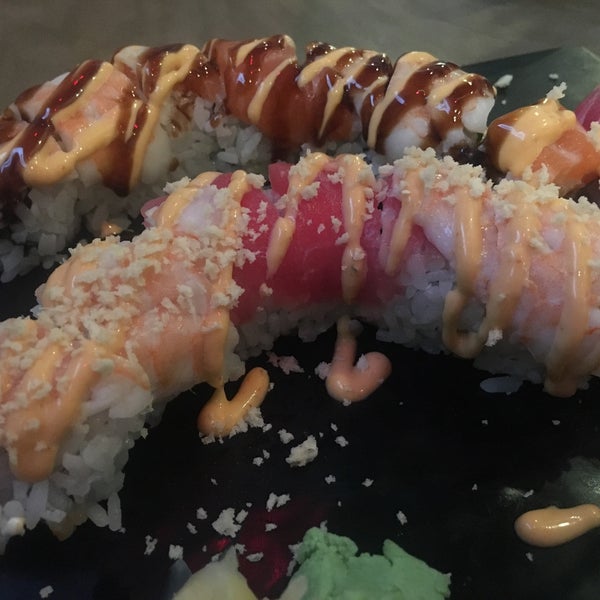 After a bad first experience (re: waiting for way too long), we tried again and this was perfect. The wait was zero and the food was still delicious. Get the Tiger Roll.