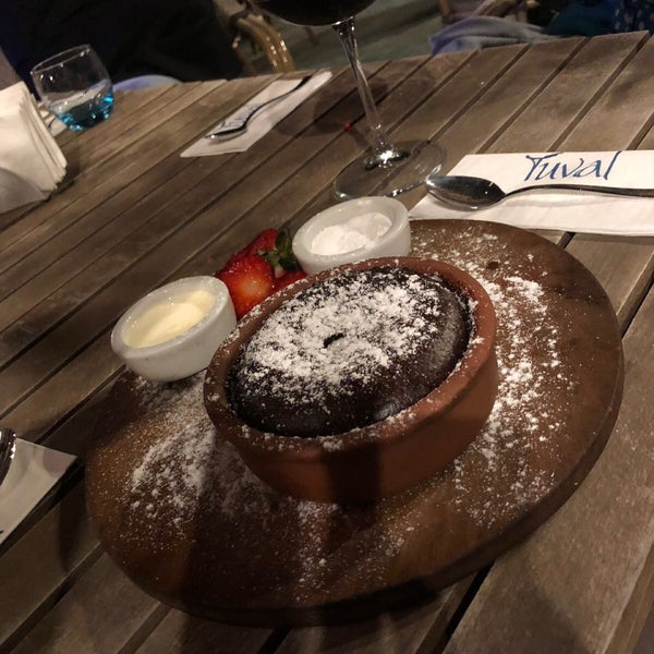 4/18/2018 tarihinde Ceylin A.ziyaretçi tarafından Tuval Restaurant'de çekilen fotoğraf