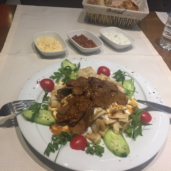 9/19/2018にSeçkin ç.がZevahir Restoranで撮った写真