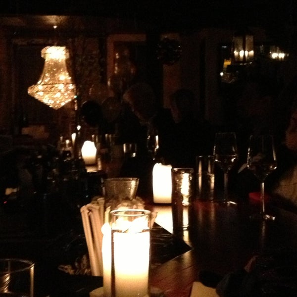 Das Foto wurde bei Tolani Wine Restaurant von Kate C. am 1/1/2013 aufgenommen