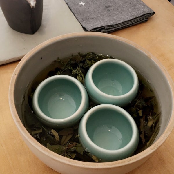 10/30/2018에 Jaclyn H.님이 Song Tea &amp; Ceramics에서 찍은 사진