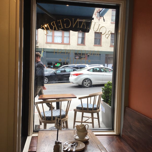6/17/2018 tarihinde Jaclyn H.ziyaretçi tarafından Brioche Bakery &amp; Cafe'de çekilen fotoğraf