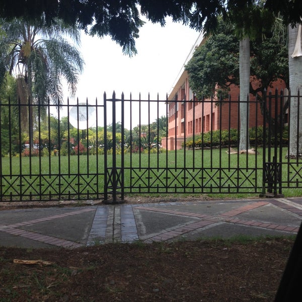 Photo prise au Universidad Autónoma de Occidente - Cali par Miguel J M. le5/4/2015