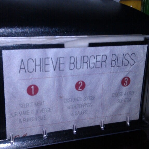 11/24/2013にJahi N.がBeth&#39;s Burger Barで撮った写真