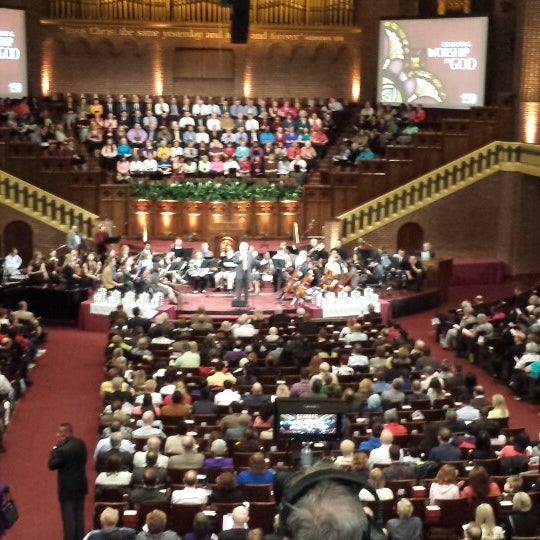 Photo taken at The Moody Church by Havner C. on 5/4/2014