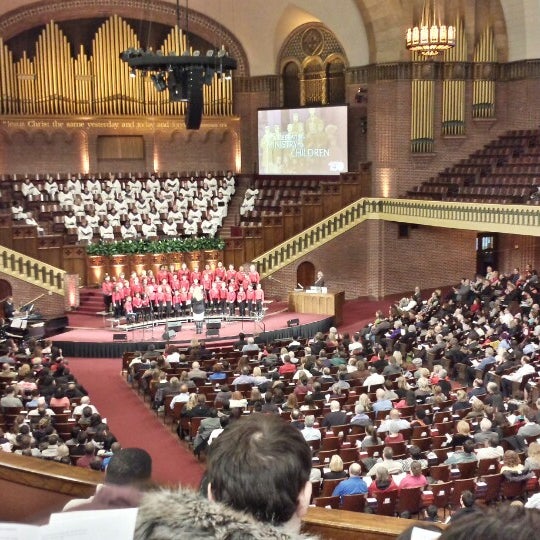Photo taken at The Moody Church by Havner C. on 2/16/2014