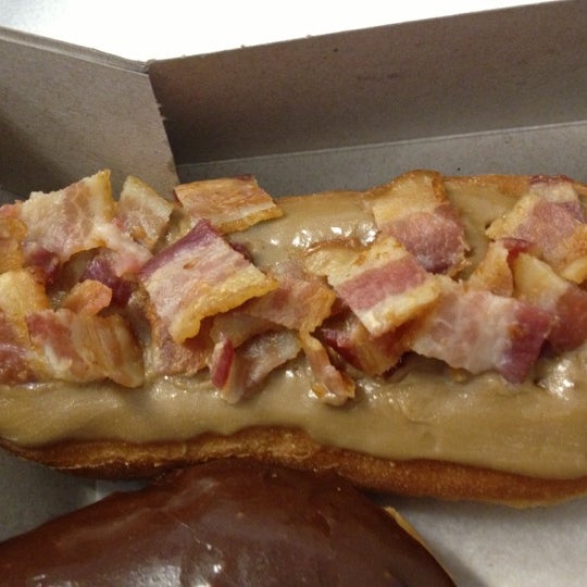 Peterson's Tasty Delight Bakery Bakery in Hoffman Estates