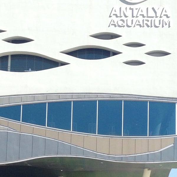 Foto tirada no(a) Antalya Aquarium por Ercan S. em 3/13/2015