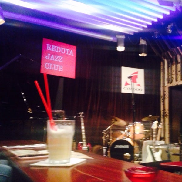 Foto tomada en Reduta Jazz Club  por Ömer A. el 9/18/2015