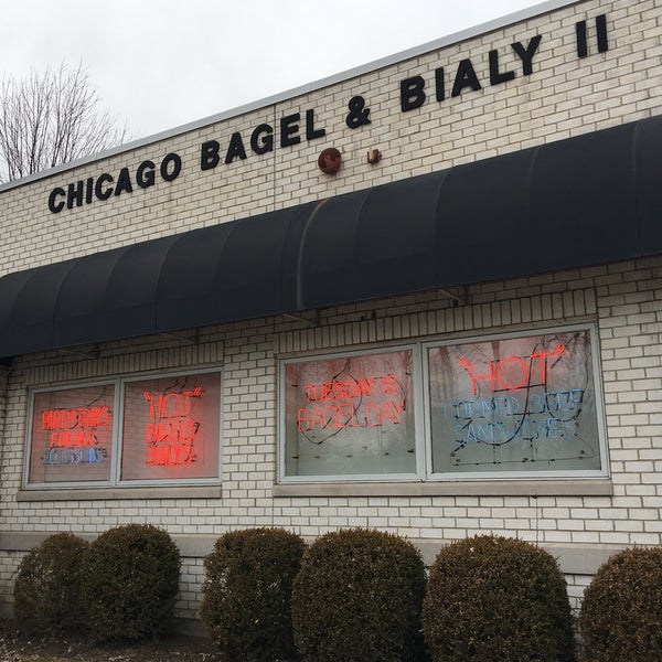 Chicago Bagel & Bialy 260 S Milwaukee Ave