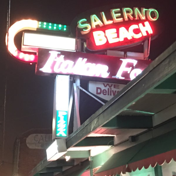 Photo prise au Cantalini&#39;s Salerno Beach Restaurant par Michael Walsh A. le2/9/2017