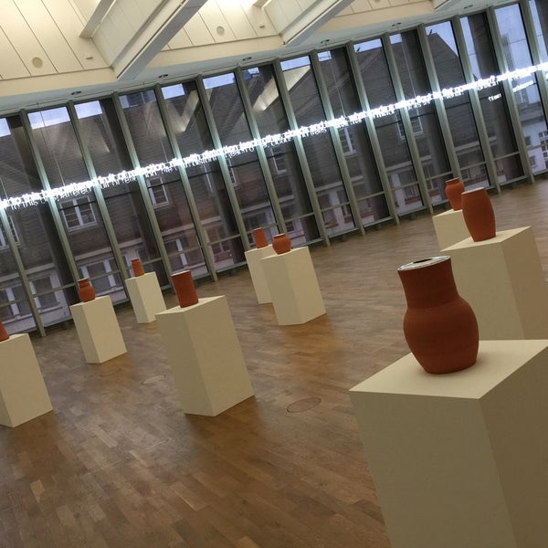 Photo taken at Museum für Moderne Kunst by Aroon N. on 3/5/2017
