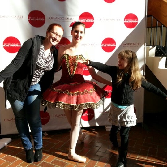 12/22/2012 tarihinde Rachel D.ziyaretçi tarafından Bob Carr Performing Arts Centre'de çekilen fotoğraf