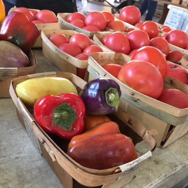 Das Foto wurde bei Ann Arbor Farmers&#39; Market von PF A. am 9/14/2019 aufgenommen