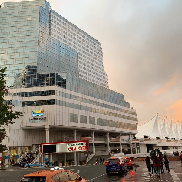 Waterfront Centre Downtown Vancouver 2 tips