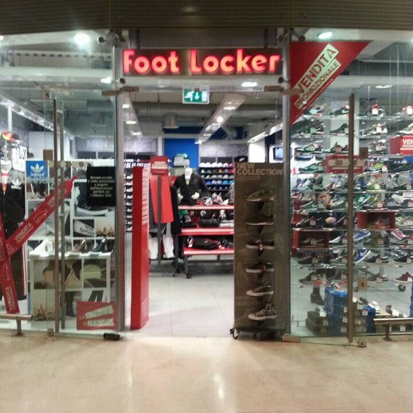 Foot Locker (Now Closed) - Zona 9 - 47 visitors