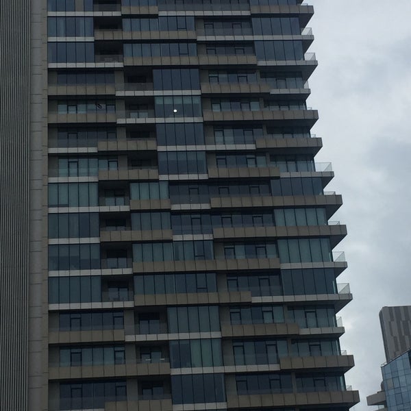 Foto scattata a One Tower da sas il 3/29/2021