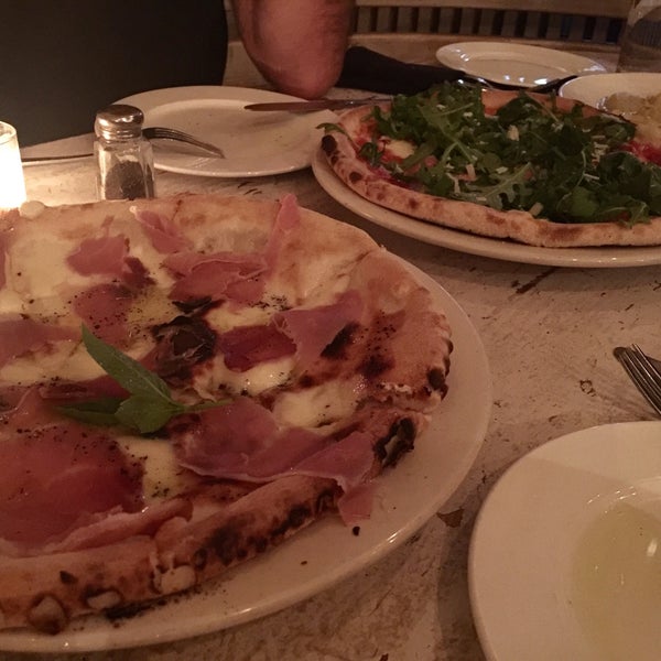 Photo taken at Ovest Pizzoteca by Luzzo&#39;s by Sandra H. on 4/12/2017