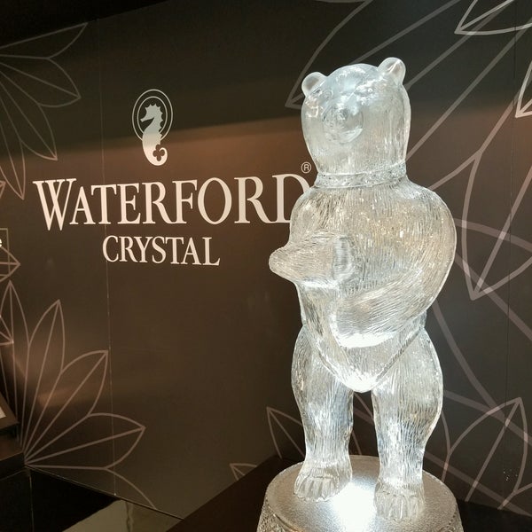 Photo taken at House of Waterford Crystal by Richard P. on 10/11/2016
