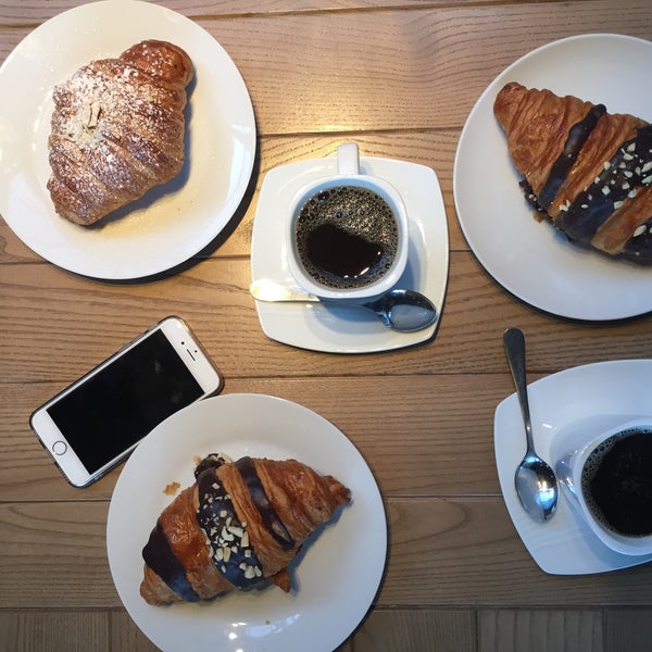 Das Foto wurde bei Кафе Пекарня #1 / Café Bakery #1 von Svetlana Y. am 1/26/2017 aufgenommen