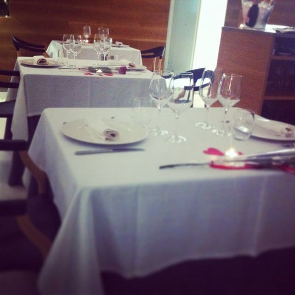 รูปภาพถ่ายที่ Restaurante d&#39;Altea โดย RepúblicaCafé เมื่อ 2/17/2014