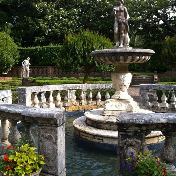 Elizabethan Gardens 10 tips from 690 visitors