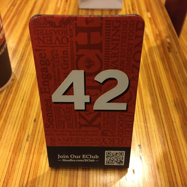 Noodles & Company Asian Restaurant in Wauwatosa