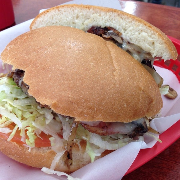 3/7/2014にalexander s.がStacked Sandwichで撮った写真