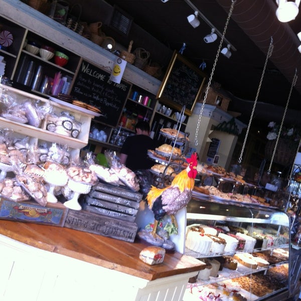 Foto tirada no(a) Phipps Bakery Cafe por Carlos R. em 2/10/2013