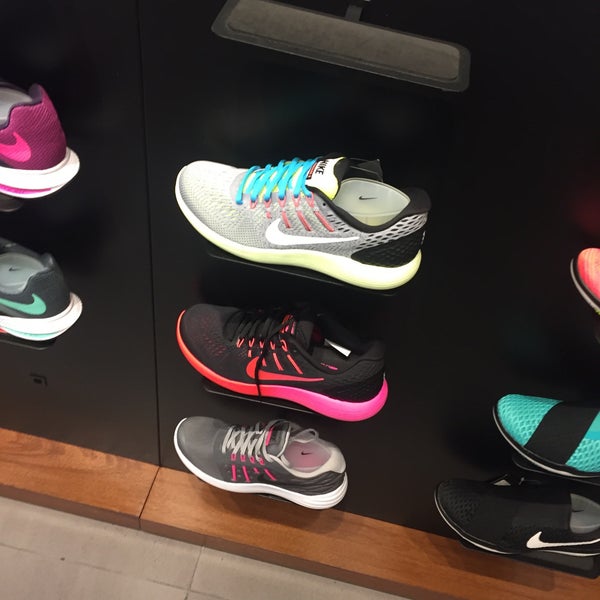 Nike - Melaka, Melaka
