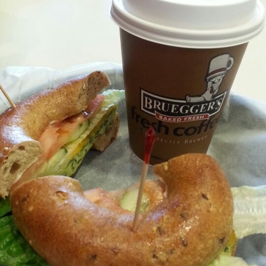 Photo taken at Bruegger&#39;s Bagels by Amber M. on 2/7/2014