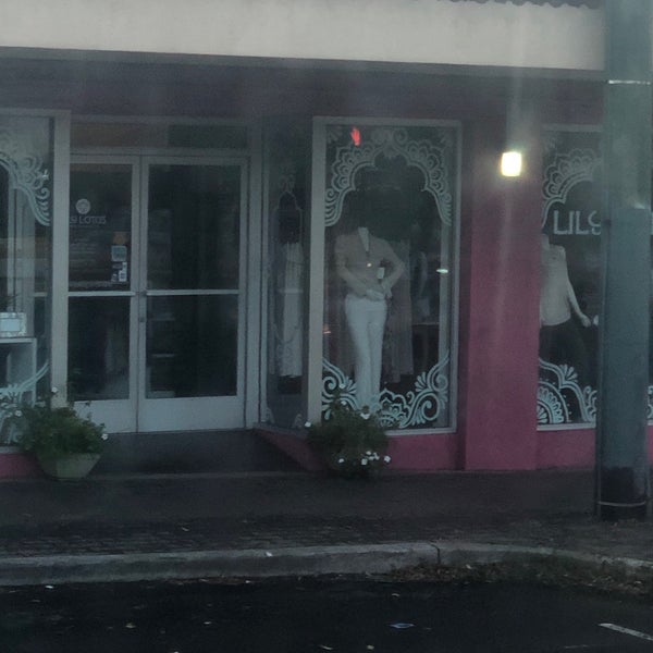 Lily Lotus Boutique Kaimuki 17 visitors