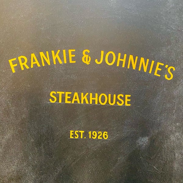 8/23/2023 tarihinde Telly L.ziyaretçi tarafından Frankie &amp; Johnnie&#39;s Restaurant'de çekilen fotoğraf