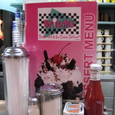 Das Foto wurde bei Krisch&#39;s Restaurant &amp; Ice Cream Parlour von Krisch&#39;s Restaurant &amp; Ice Cream Parlour am 11/27/2013 aufgenommen